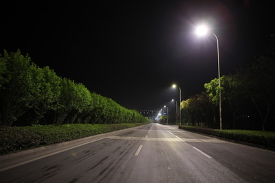 三基色多色溫全光譜LED人工智能路燈城市照明品質(zhì)提升工程案例實(shí)景照片(第一組)